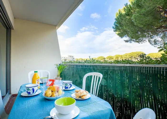 Apartment Le Grand Pavois-3 By Interhome